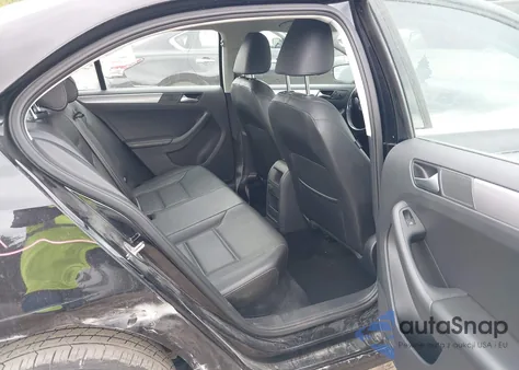 2018 Volkswagen Jetta 1.4T Se/1.4T Wolfsburg Edition из США, поврежденный, VIN 3VWDB7AJ6JM238961